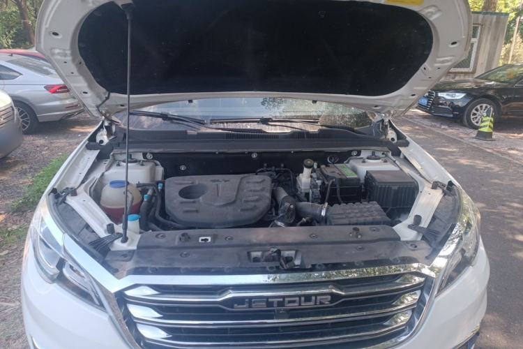 Used JETOUR X70  Engine Bay