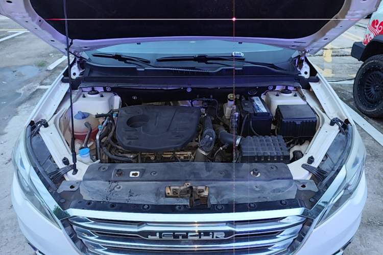 Used JETOUR X70 2018 1.5T Automatic YueXing Edition Engine Bay
