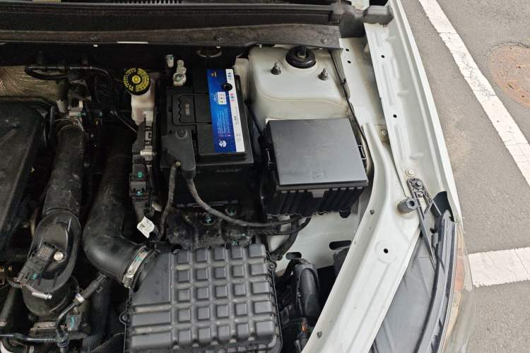 Used JETOUR X70 2018 1.5T Automatic YueXing Edition Engine Bay Left