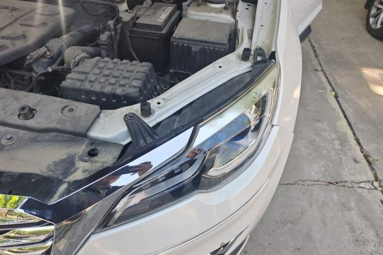 Used JETOUR X70 2018 1.5T Automatic YueXing Edition Engine Bay Left