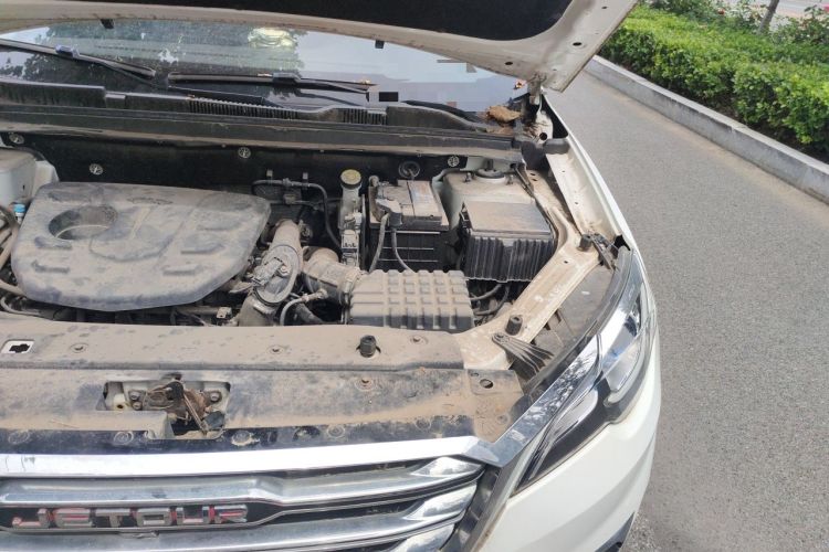 Used JETOUR X70 2018 1.5T Manual Comfort Edition Engine Bay Left
