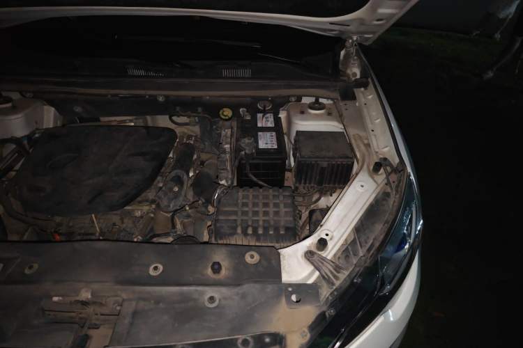 Used JETOUR X70 2018 1.5T Automatic YueXing Edition Engine Bay Left