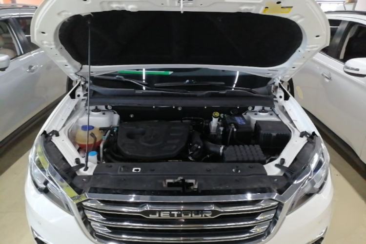 Used JETOUR X70 2018 1.5T Automatic Comfort Edition Engine Bay