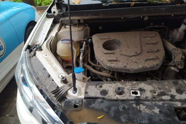 Used JETOUR X70 2018 1.5T Automatic YueXing Edition Engine Bay Right