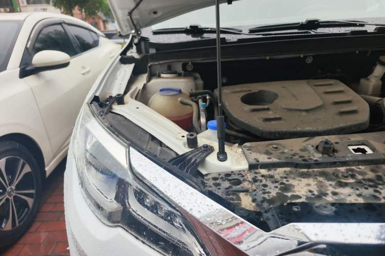 Used JETOUR X70 2018 1.5T Automatic YueXing Edition Engine Bay Right