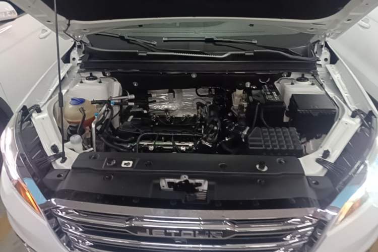 Used JETOUR X70 2018 1.5T Manual Comfort Edition Engine Bay