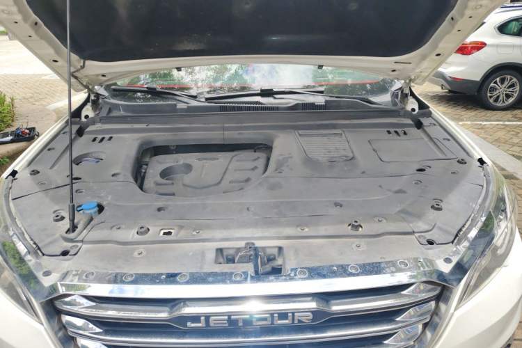 Used JETOUR X70 2018 1.5T Automatic Luxury Edition Engine Bay