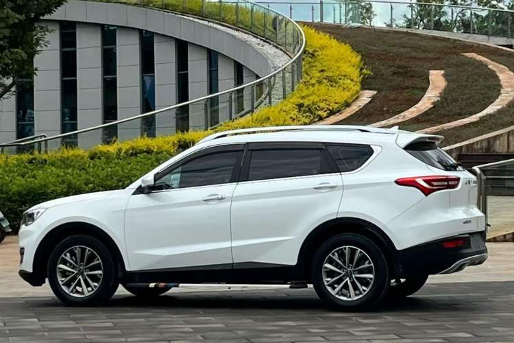 Used JETOUR X70 2018 1.5T Automatic YueXing Edition Exterior 2