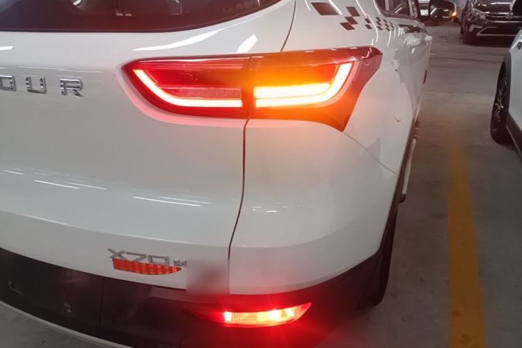 Used JETOUR X70 2018 1.5T Manual Comfort Edition Exterior 3