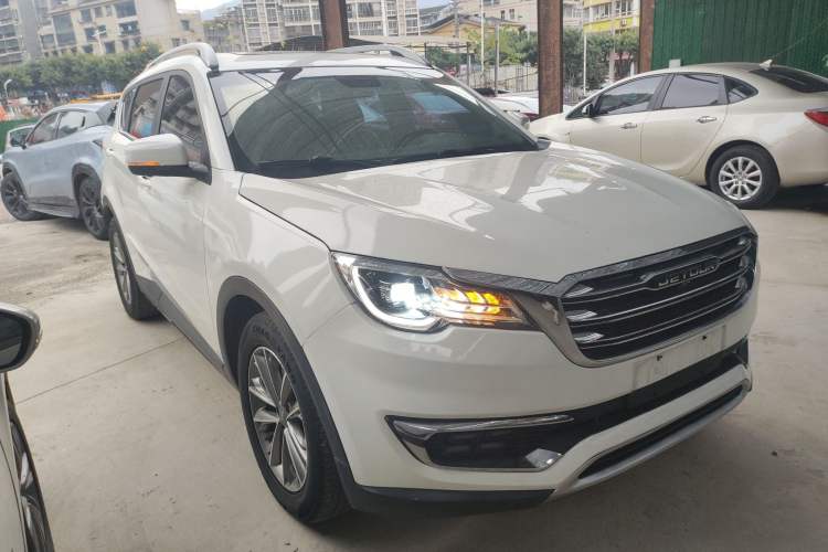 Used JETOUR X70 2018 1.5T Automatic YueXing Edition Front Right 45 Deg