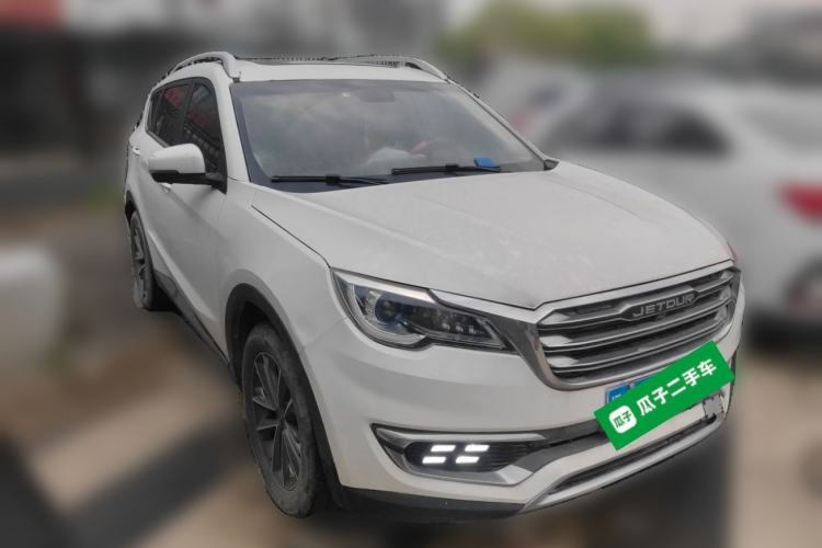 Used JETOUR X70 2018 1.5T Automatic YueXing Edition Front Right 45 Deg