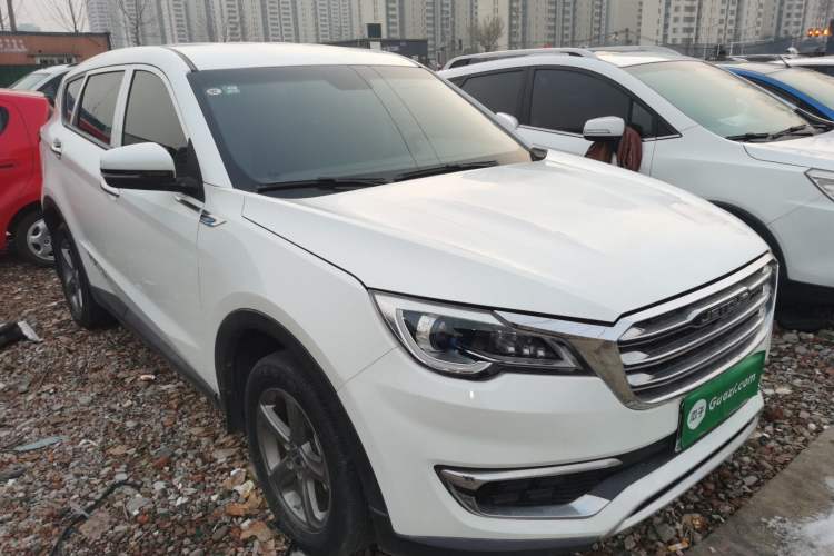 Used JETOUR X70 2018 1.5T Manual Jingxing Edition Front Right 45 Deg