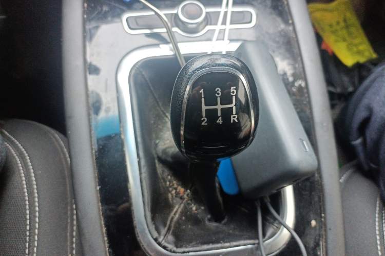 Used JETOUR X70 2018 1.5T Manual Jingxing Edition Gear Lever