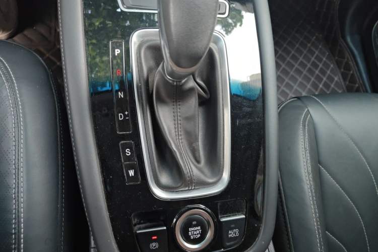 Used JETOUR X70 2018 1.5T Automatic Comfort Edition Gear Lever