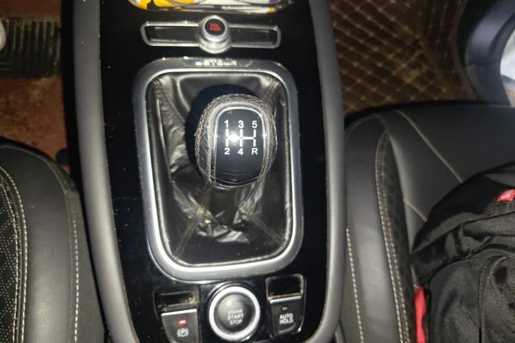 Used JETOUR X70 2018 1.5T Manual Enjoyment Edition Gear Lever