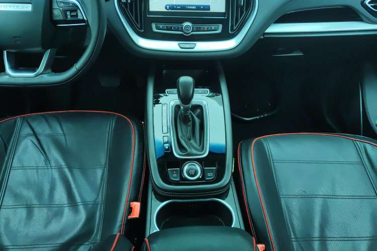 Used JETOUR X70 2018 1.5T Automatic Smart Drive Edition Gear Lever
