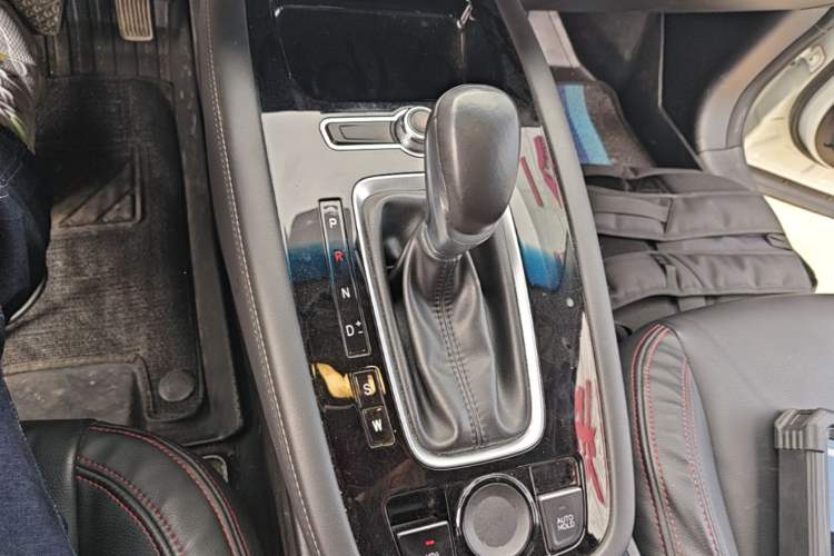 Used JETOUR X70 2018 1.5T Automatic Comfort Edition Gear Lever