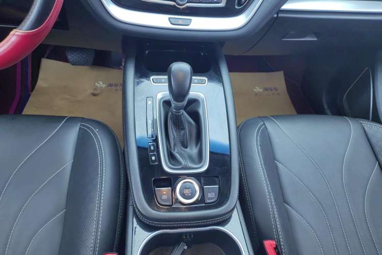 Used JETOUR X70 2018 1.5T Automatic Luxury Edition Gear Lever