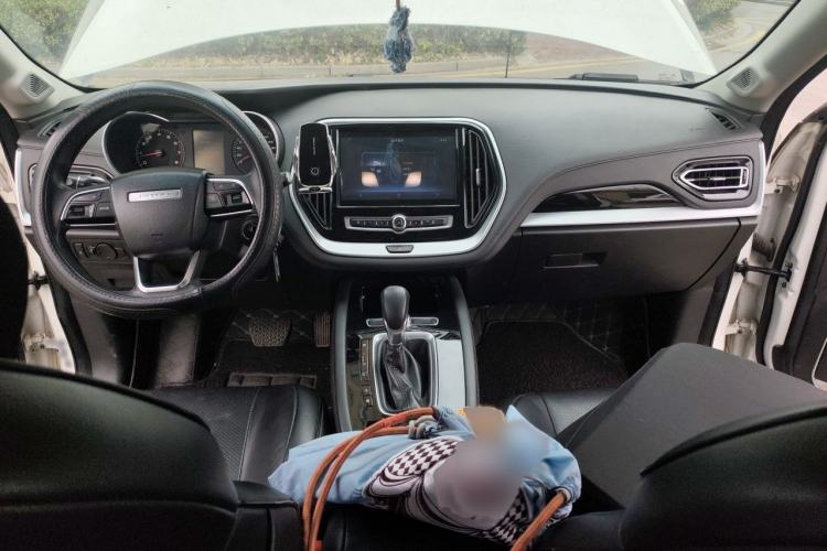 Used JETOUR X70 2018 1.5T Automatic Comfort Edition Interior 2