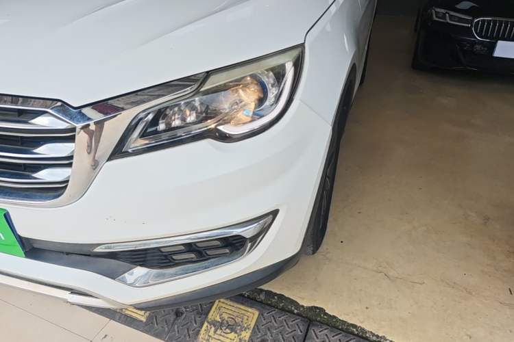 Used JETOUR X70 2018 1.5T Automatic YueXing Edition Left Front Headlight