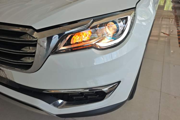 Used JETOUR X70 2018 1.5T Automatic YueXing Edition Left Front Headlight