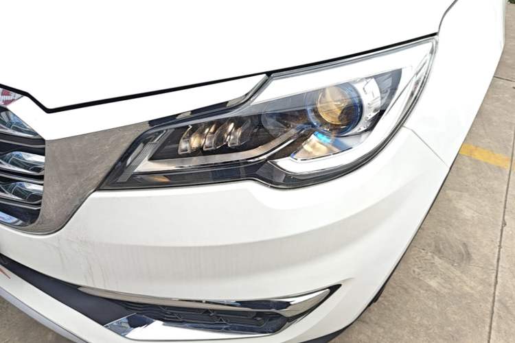 Used JETOUR X70 2018 1.5T Automatic Comfort Edition Left Front Headlight