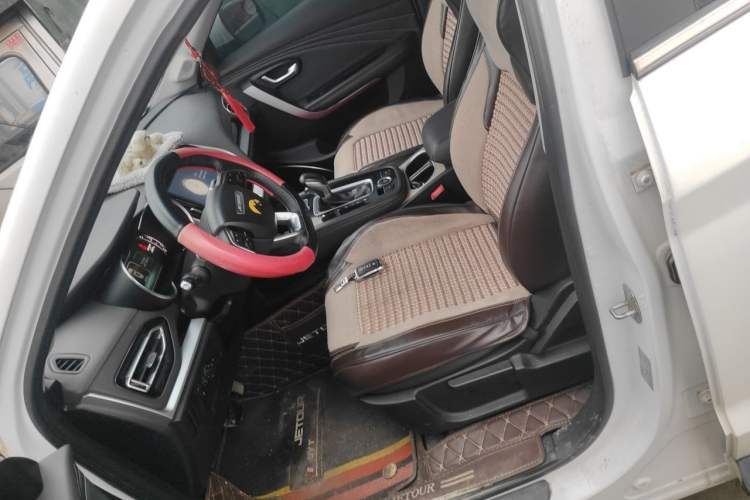 Used JETOUR X70 2018 1.5T Automatic YueXing Edition Left Front Seat