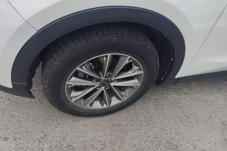 Used JETOUR X70 2018 1.5T Automatic YueXing Edition Left Front Wheel Hub