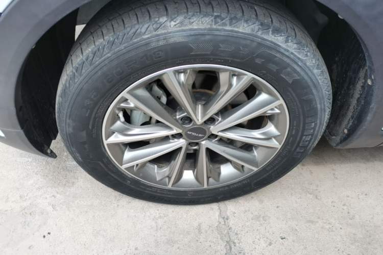 Used JETOUR X70 2018 1.5T Manual Comfort Edition Left Front Wheel Hub