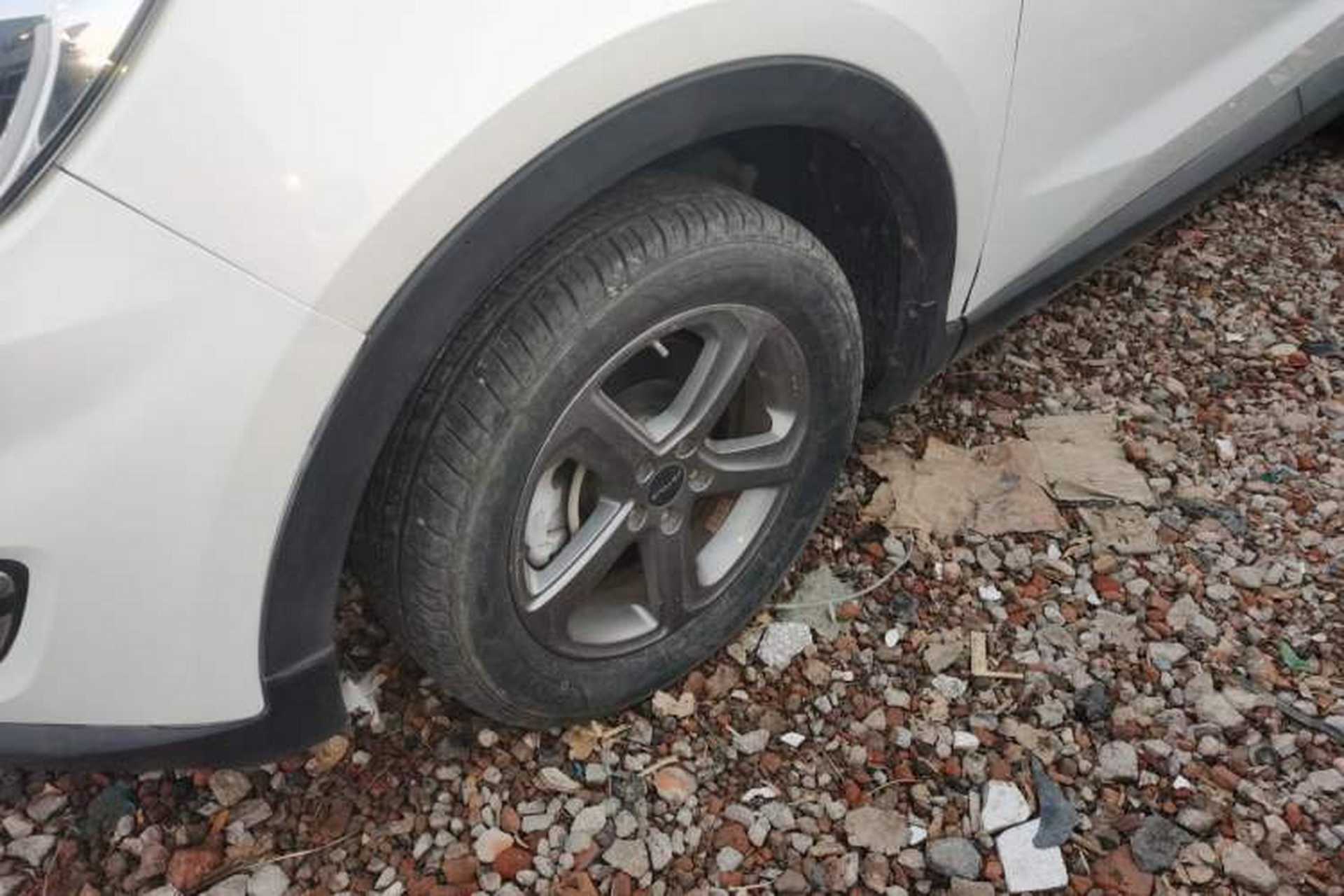 Used JETOUR X70 2018 1.5T Manual Jingxing Edition Left Front Wheel Hub