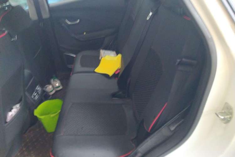 Used JETOUR X70 2018 1.5T Automatic YueXing Edition Left Rear Seat