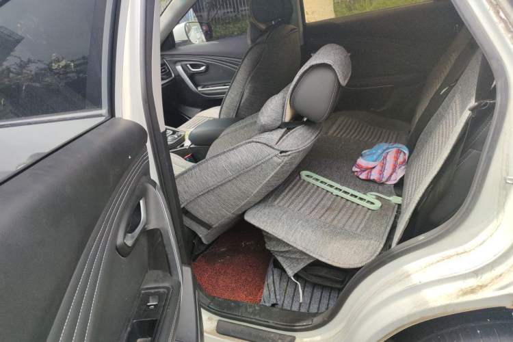 Used JETOUR X70 2018 1.5T Manual Comfort Edition Left Rear Seat