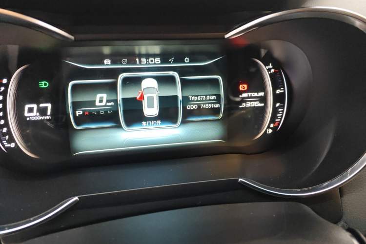 Used JETOUR X70 2018 1.5T Automatic Smart Drive Edition Odometer Close Up