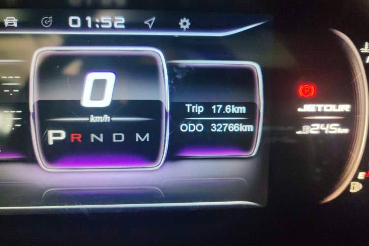 Used JETOUR X70 2018 1.5T Automatic YueXing Edition Odometer Close Up