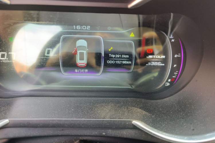 Used JETOUR X70 2018 1.5T Automatic YueXing Edition Odometer Close Up
