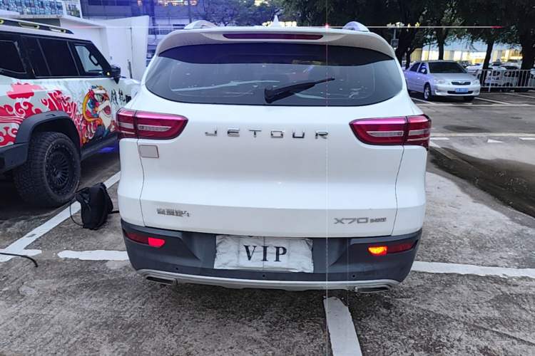 Used JETOUR X70 2018 1.5T Automatic YueXing Edition Rear