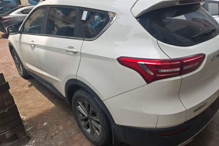 Used JETOUR X70 2018 1.5T Automatic YueXing Edition Rear Left 45 Deg