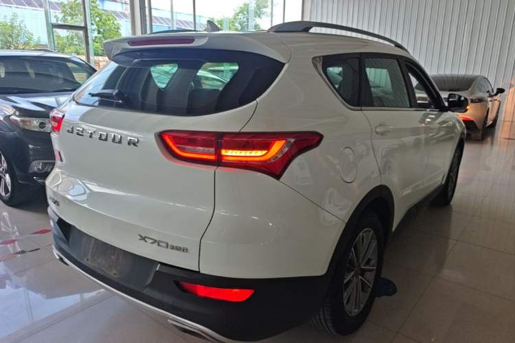 Used JETOUR X70 2018 1.5T Automatic YueXing Edition Rear Right 45 Deg