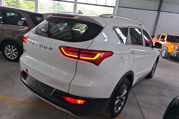 Used JETOUR X70 2018 1.5T Manual Enjoyment Edition Rear Right 45 Deg