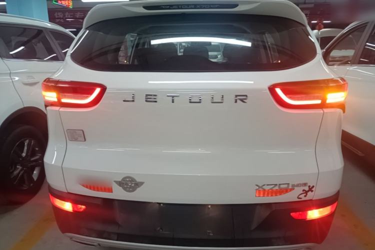 Used JETOUR X70 2018 1.5T Manual Comfort Edition Rear