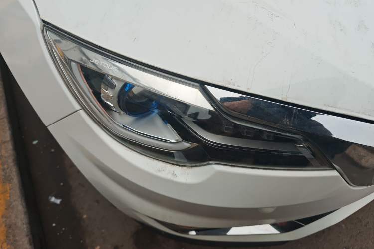 Used JETOUR X70 2018 1.5T Automatic YueXing Edition Right Front Headlight