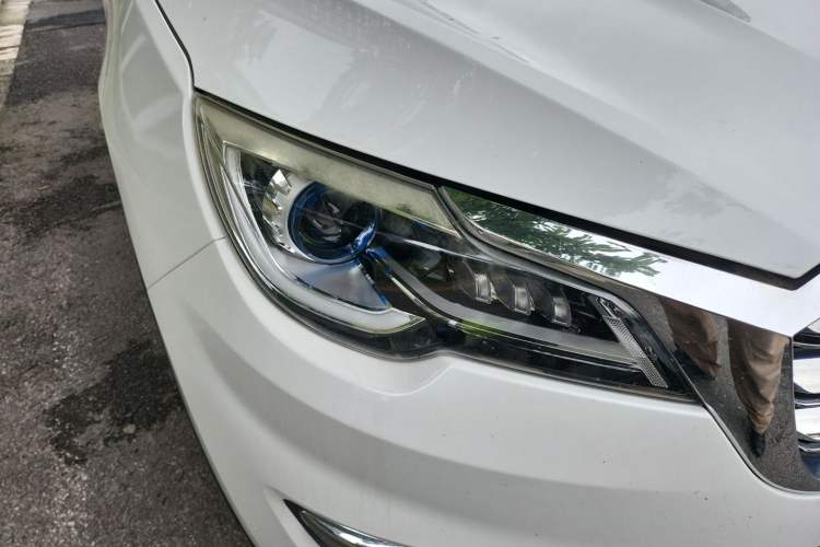Used JETOUR X70 2018 1.5T Automatic YueXing Edition Right Front Headlight