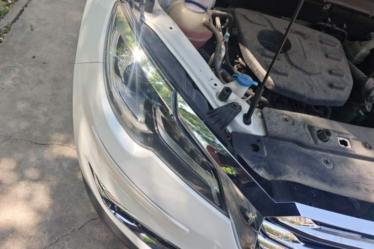 Used JETOUR X70 2018 1.5T Automatic YueXing Edition Right Front Headlight
