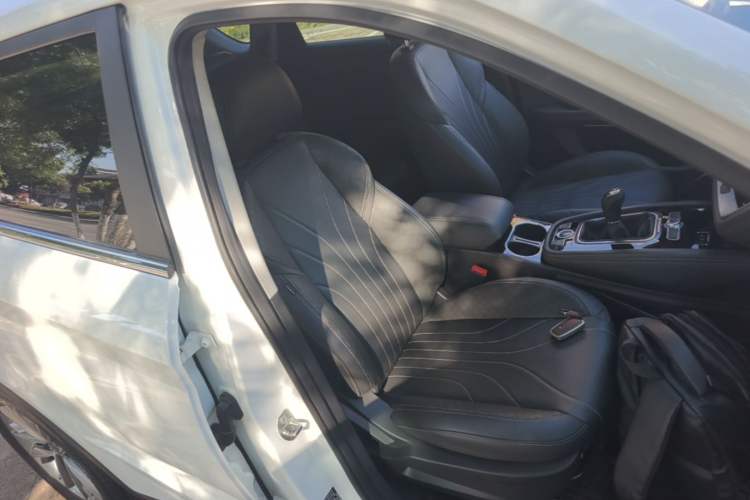 Used JETOUR X70 2018 1.5T Manual Enjoyment Edition Right Front Seat