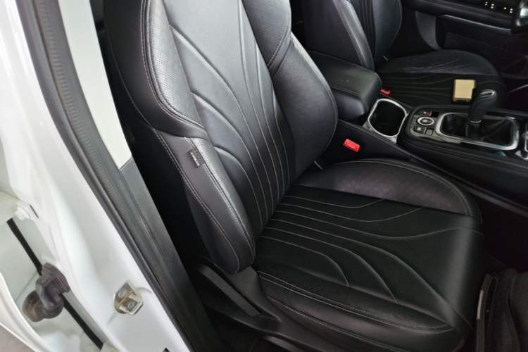 Used JETOUR X70 2018 1.5T Manual Enjoyment Edition Right Front Seat