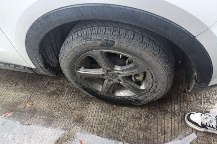 Used JETOUR X70 2018 1.5T Manual Jingxing Edition Right Front Wheel Hub