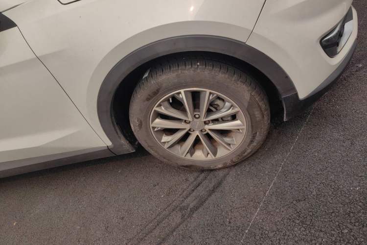 Used JETOUR X70 2018 1.5T Automatic YueXing Edition Right Front Wheel Hub