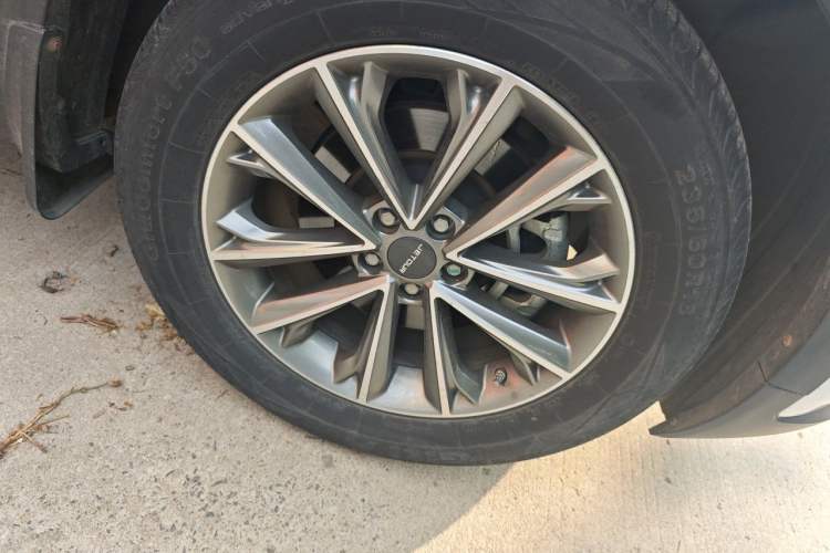 Used JETOUR X70 2018 1.5T Manual Enjoyment Edition Right Front Wheel Hub