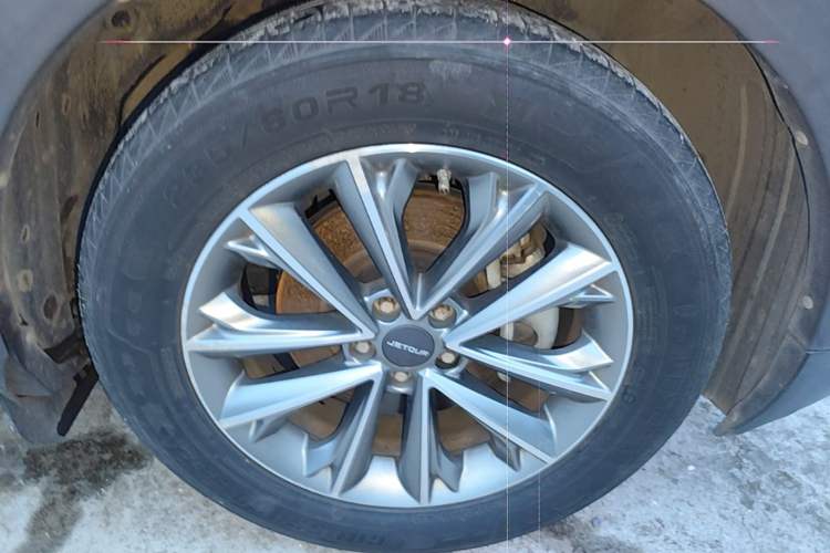 Used JETOUR X70 2018 1.5T Automatic YueXing Edition Right Front Wheel Hub