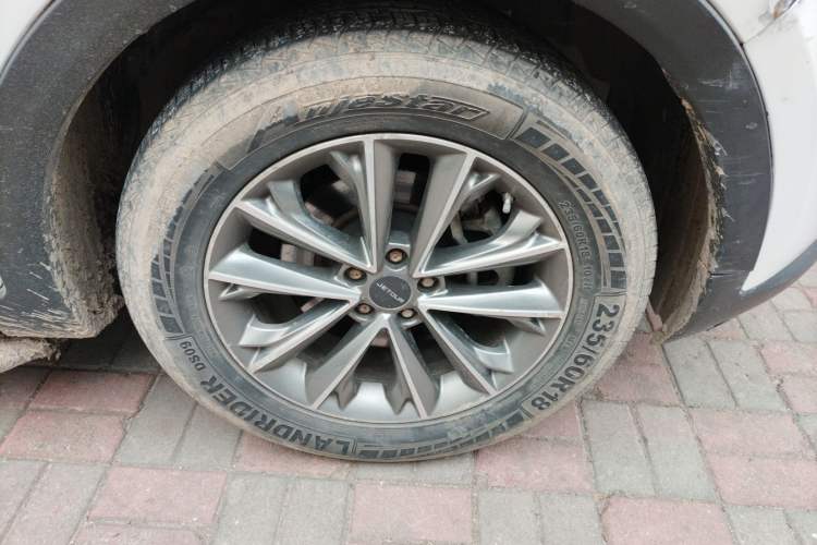 Used JETOUR X70 2018 1.5T Manual Enjoyment Edition Right Front Wheel Hub